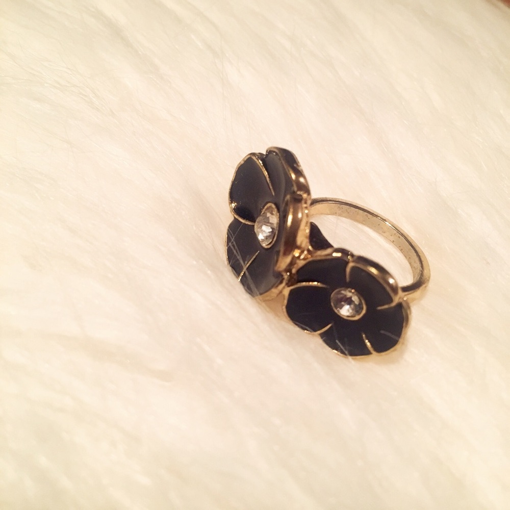 Flower ring